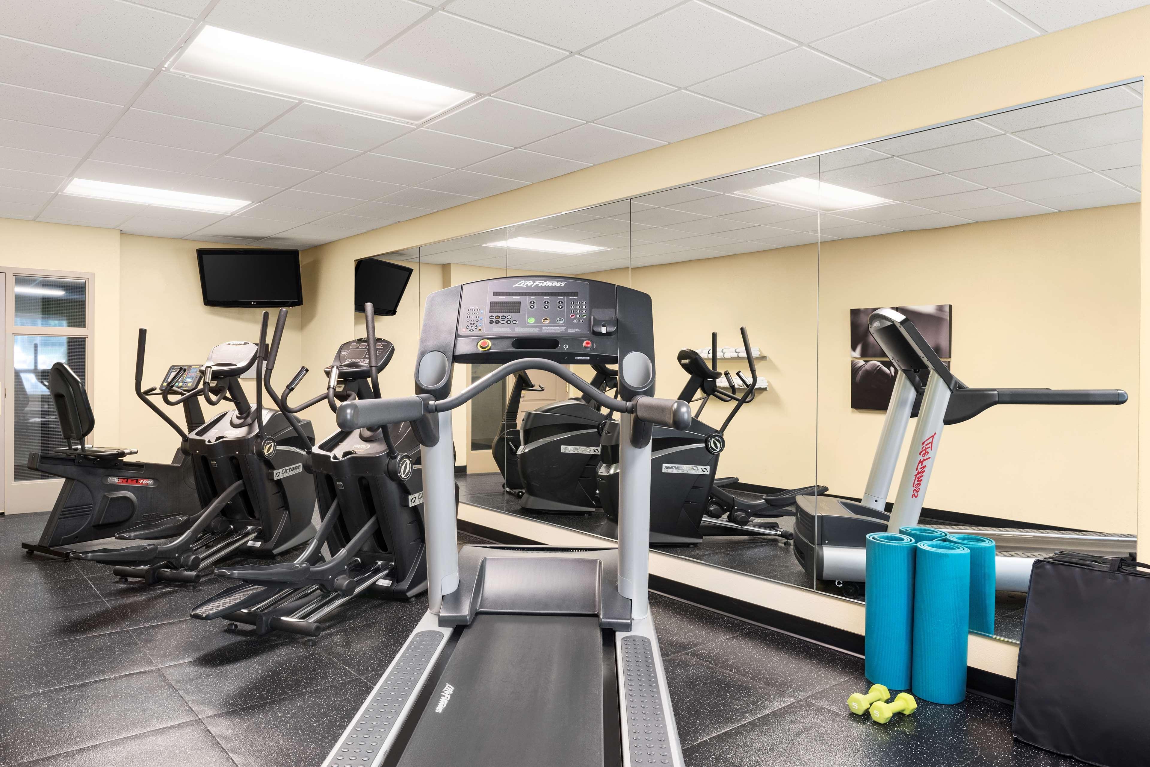 Comfort Inn & Suites St Paul Northeast Vadnais Heights Dış mekan fotoğraf