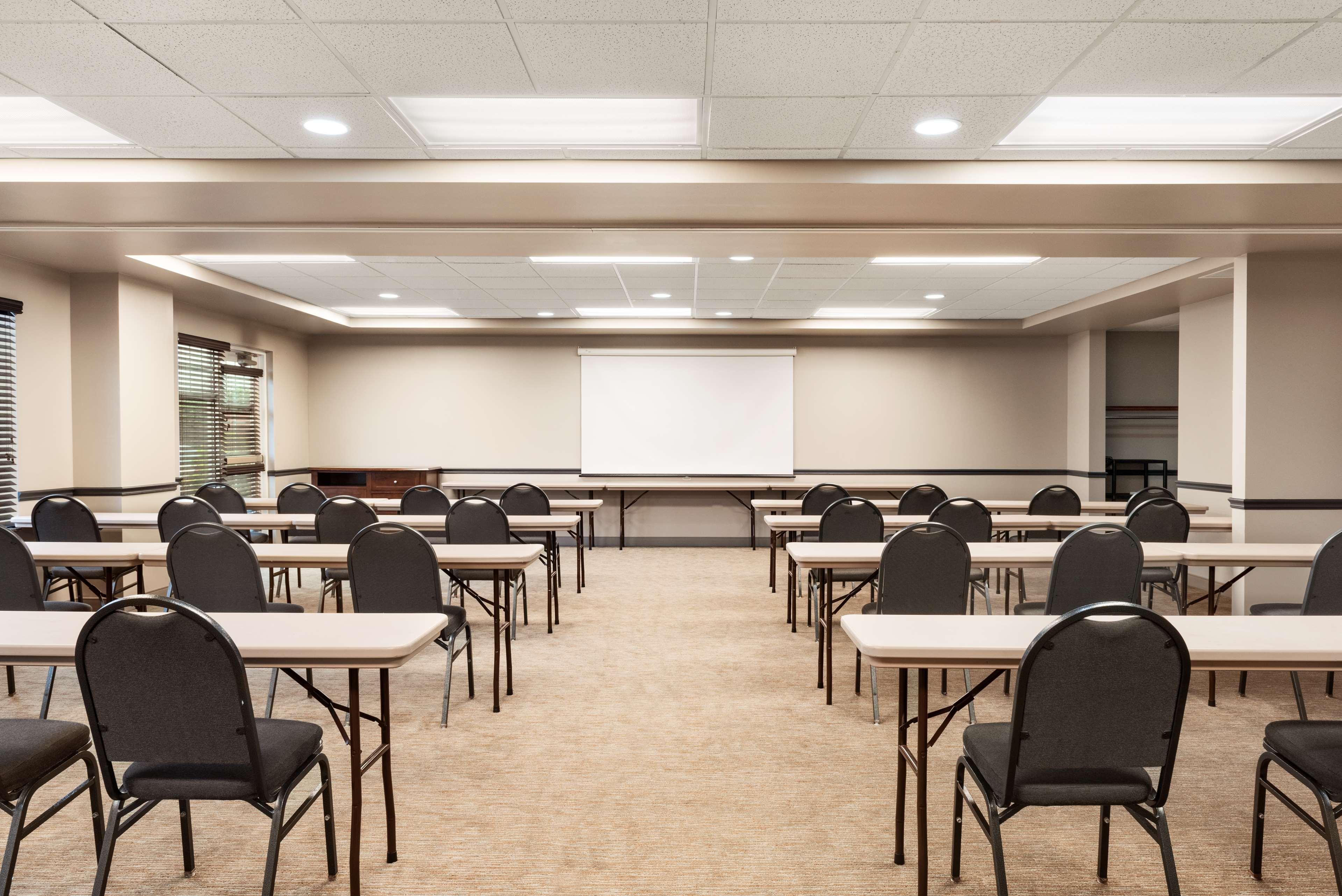 Comfort Inn & Suites St Paul Northeast Vadnais Heights Dış mekan fotoğraf